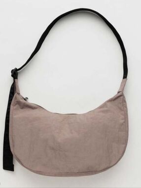 Baggu Medium Crescent Nylon Crossbody Logo Strap Bag Purse Taupe Dusty Rose Pink